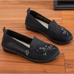 Chinese embroidery loafers women's shoes breathable mesh mom shoes traditional Chinese spring casual comfortable and lightweight